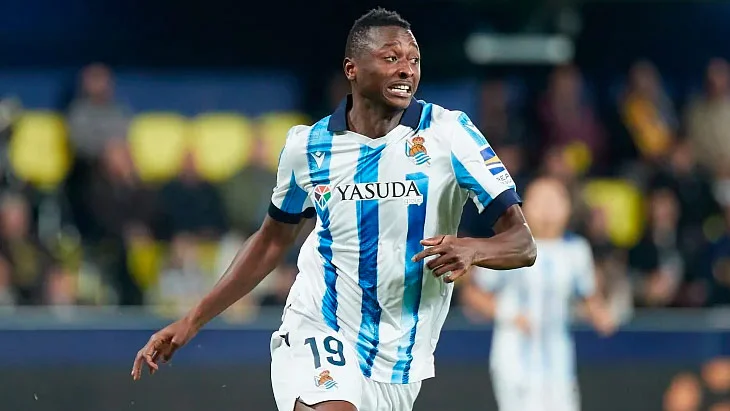 Севілья готує трансферне підсилення - клуб націлився на Садіка Умара