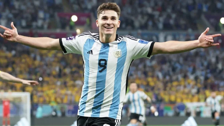 Хуліан Альварес відповів на чутки про перехід до «Барселони» чи «ПСЖ»