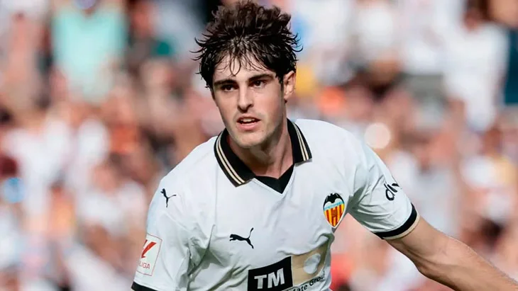 Манчестер Юнайтед прискорює роботу над трансфером Хаві Герри