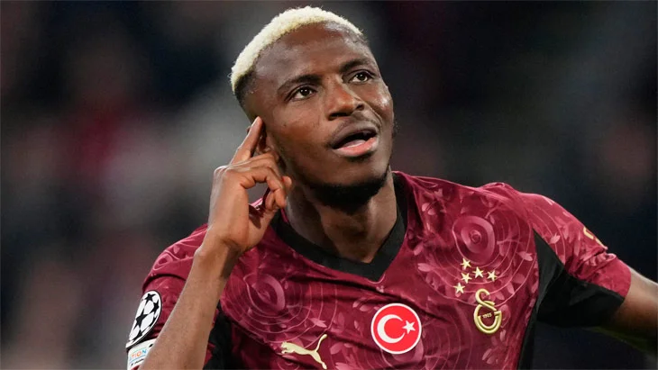 Осимхен творить історію