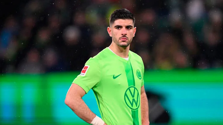 Тоттенгем і Ліверпуль слюдкують за Константіносом Кулієракісом з Вольфсбурга