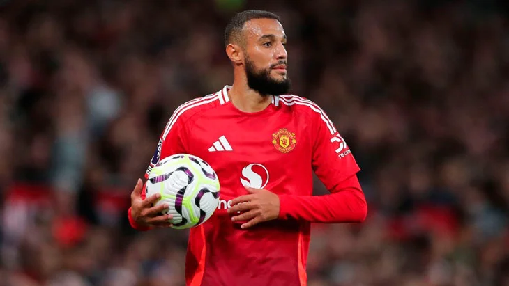 Ювентус зацікавлений у трансфері Нуссаїра Мазрауї з Манчестер Юнайтед