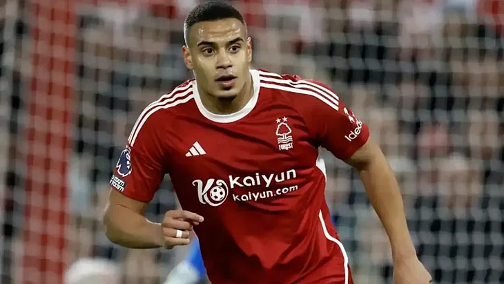 Челсі і Манчестер Юнайтед хочуть підписати Мурільо