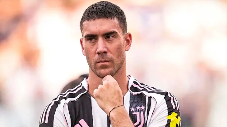 Душан Влахович готується до переходу в Барселону вже цього літа